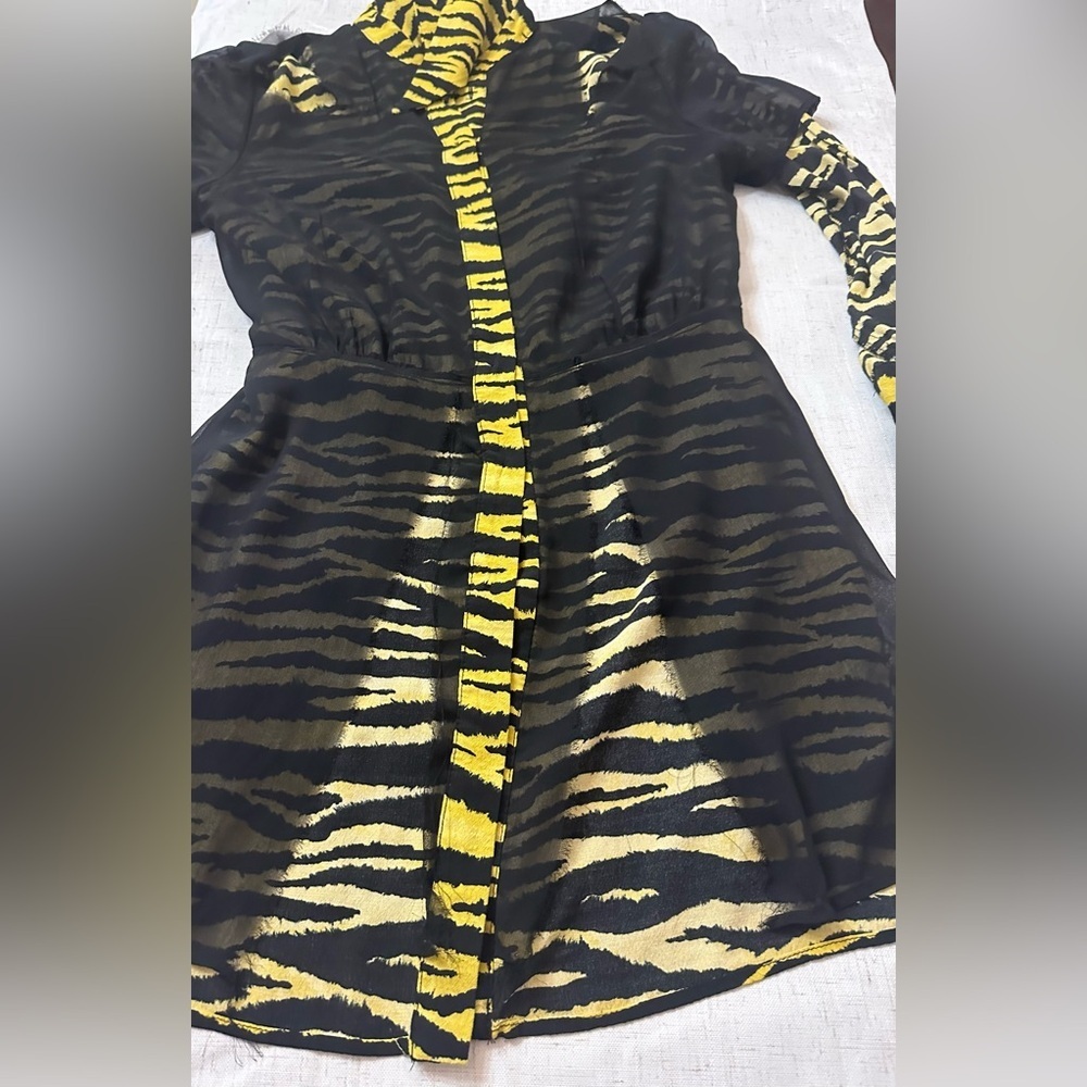 Mango Zebra Print Mini Dress in Green and Black 🌴☀️ - Picture 7 of 15